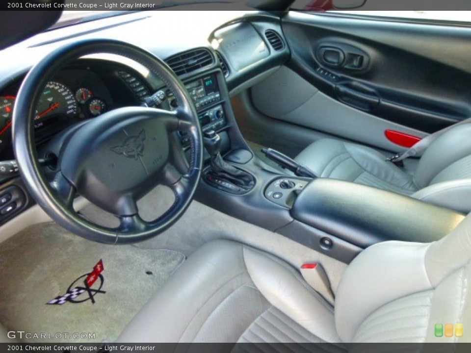 Light Gray Interior Photo for the 2001 Chevrolet Corvette Coupe #85473488