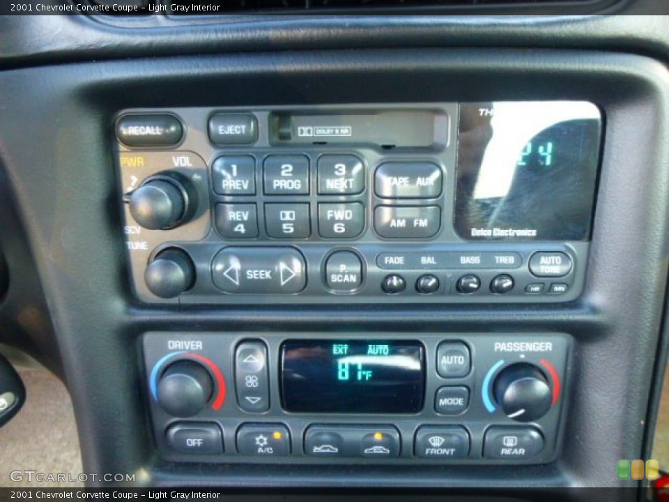 Light Gray Interior Audio System for the 2001 Chevrolet Corvette Coupe #85473770