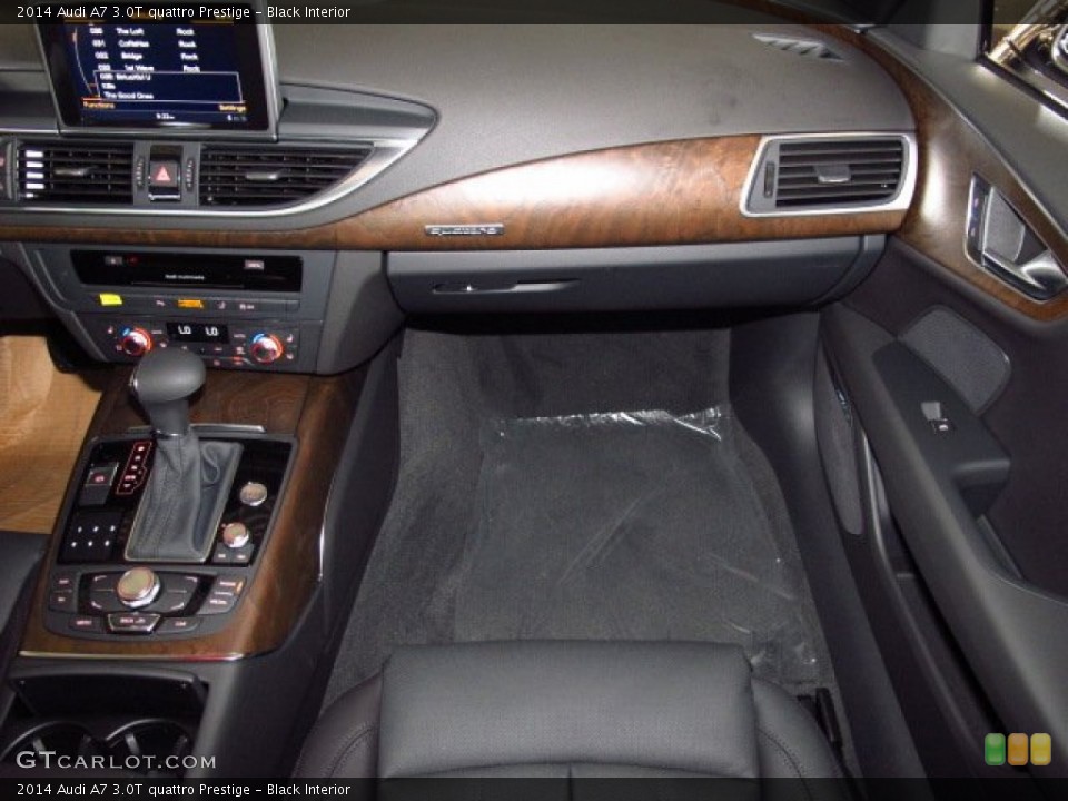 Black Interior Dashboard for the 2014 Audi A7 3.0T quattro Prestige #85509869
