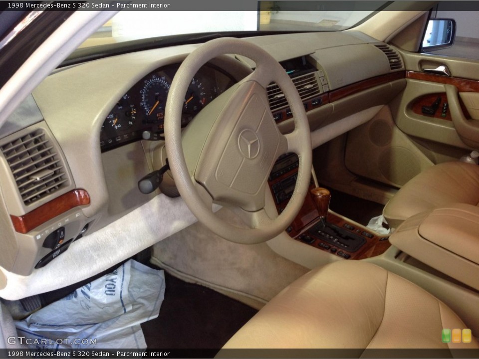 Parchment Interior Dashboard for the 1998 Mercedes-Benz S 320 Sedan #85510088
