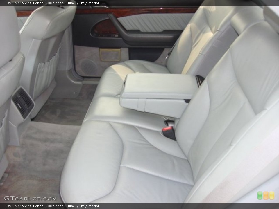 Black/Grey Interior Rear Seat for the 1997 Mercedes-Benz S 500 Sedan #85516074