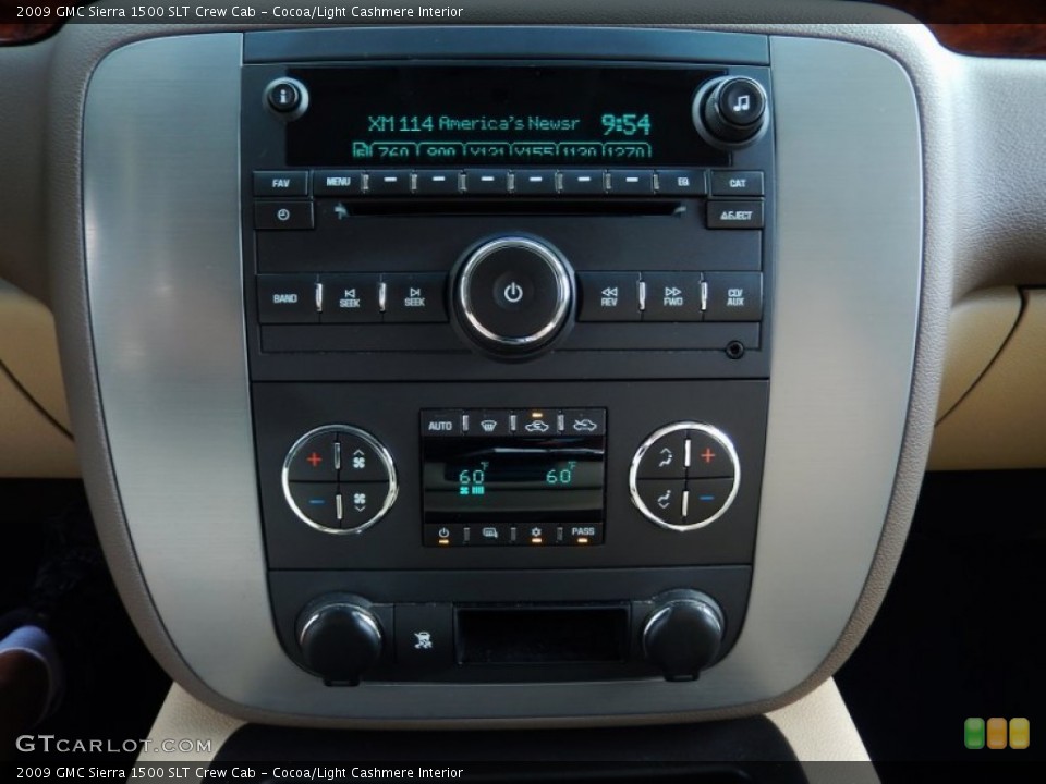 Cocoa/Light Cashmere Interior Controls for the 2009 GMC Sierra 1500 SLT Crew Cab #85516967