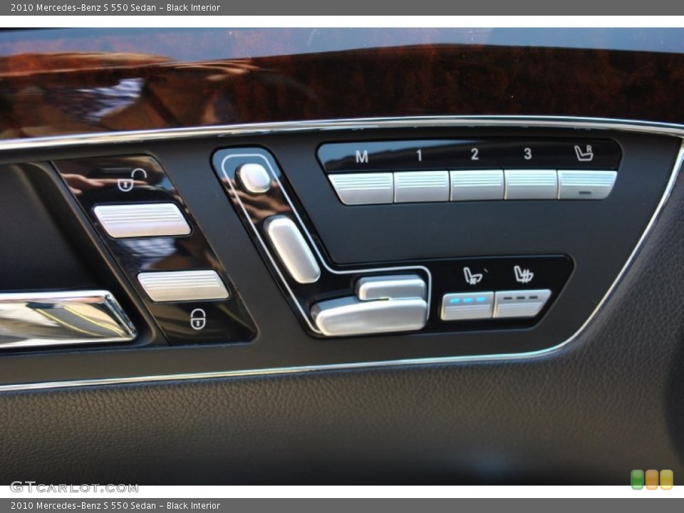 Black Interior Controls for the 2010 Mercedes-Benz S 550 Sedan #85527362