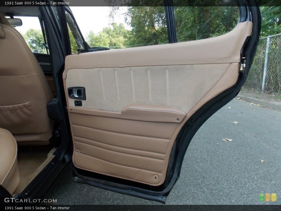 Tan Interior Door Panel for the 1991 Saab 900 S Sedan #85561640