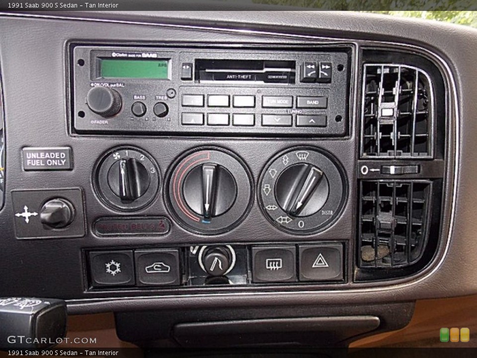 Tan Interior Controls for the 1991 Saab 900 S Sedan #85562021