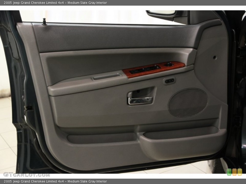 Medium Slate Gray Interior Door Panel for the 2005 Jeep Grand Cherokee Limited 4x4 #85570283