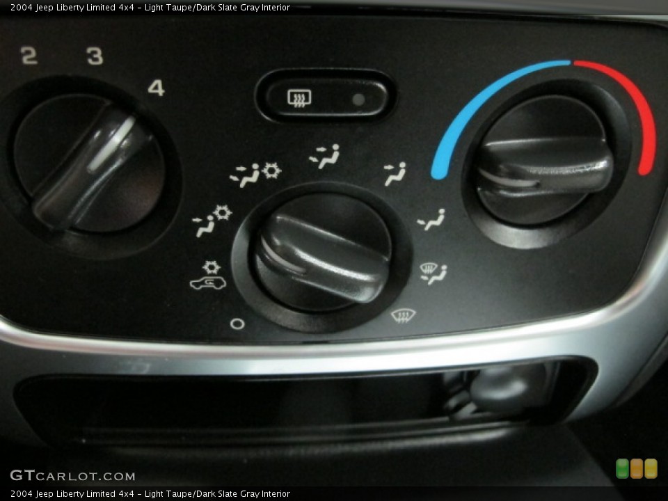 Light Taupe/Dark Slate Gray Interior Controls for the 2004 Jeep Liberty Limited 4x4 #85577108