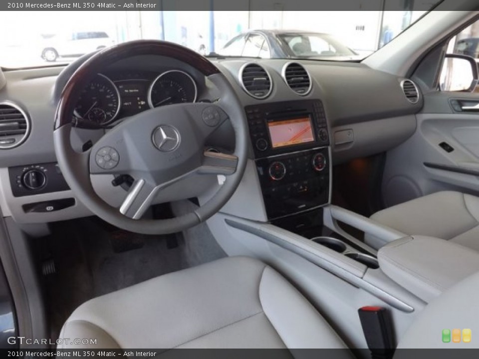Ash Interior Photo for the 2010 Mercedes-Benz ML 350 4Matic #85595158