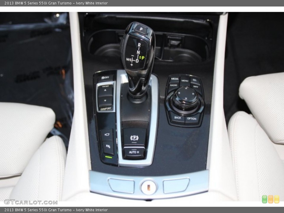 Ivory White Interior Transmission for the 2013 BMW 5 Series 550i Gran Turismo #85605268