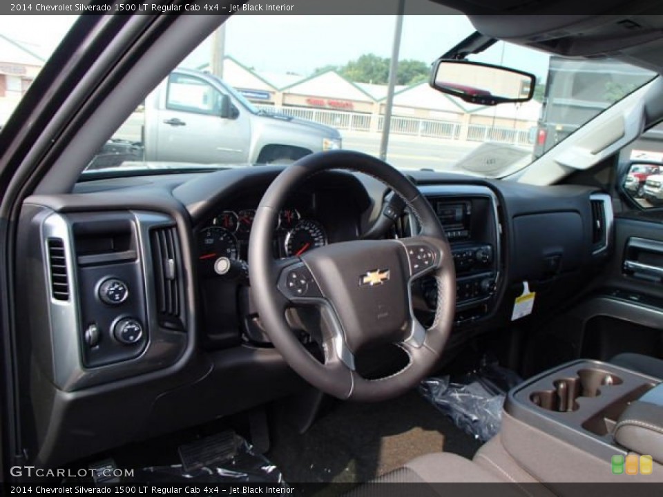 Jet Black Interior Dashboard for the 2014 Chevrolet Silverado 1500 LT Regular Cab 4x4 #85612138