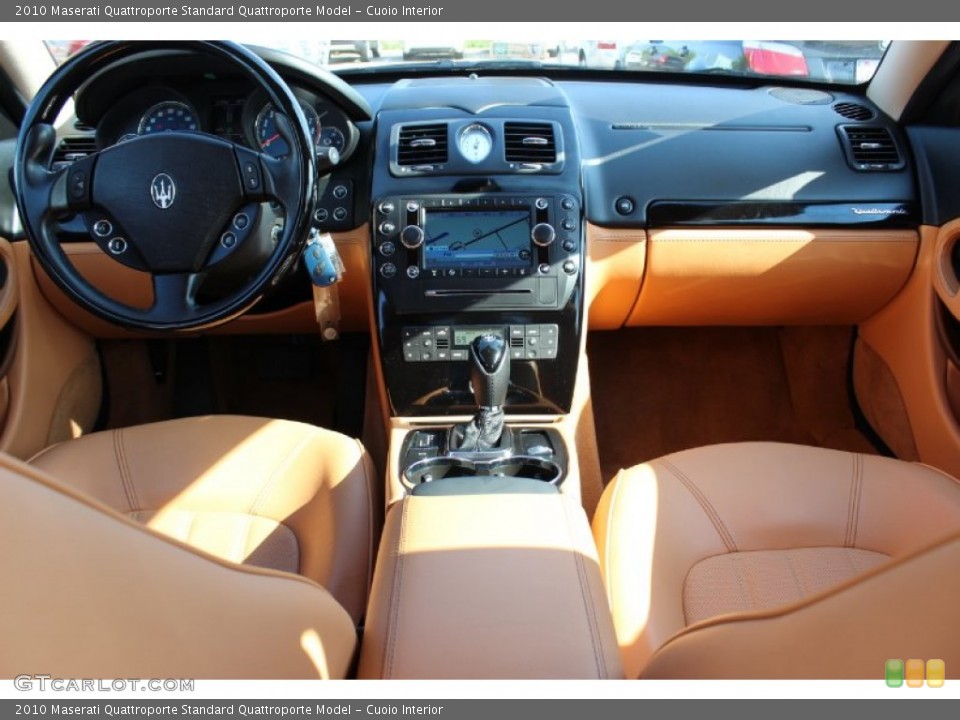 Cuoio Interior Dashboard for the 2010 Maserati Quattroporte  #85666811