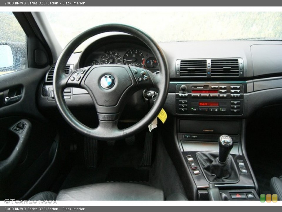Black Interior Dashboard for the 2000 BMW 3 Series 323i Sedan #85691402