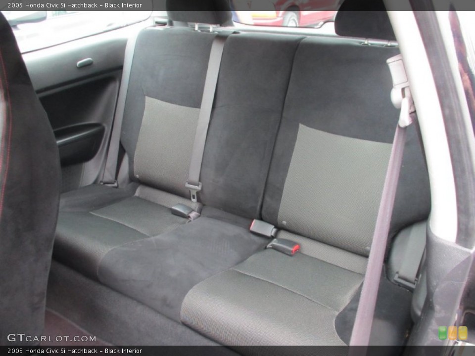 Black Interior Rear Seat for the 2005 Honda Civic Si Hatchback #85701673
