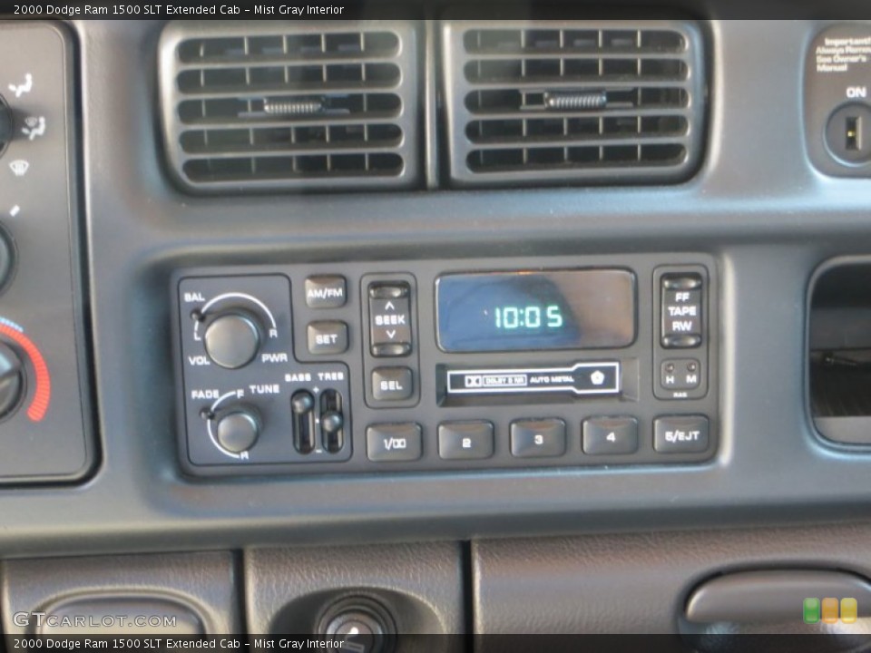 Mist Gray Interior Audio System for the 2000 Dodge Ram 1500 SLT Extended Cab #85706668