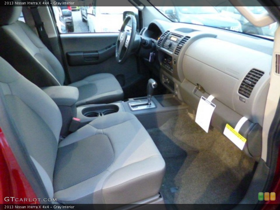 Gray Interior Photo for the 2013 Nissan Xterra X 4x4 #85750036