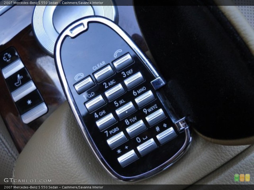 Cashmere/Savanna Interior Controls for the 2007 Mercedes-Benz S 550 Sedan #85772686