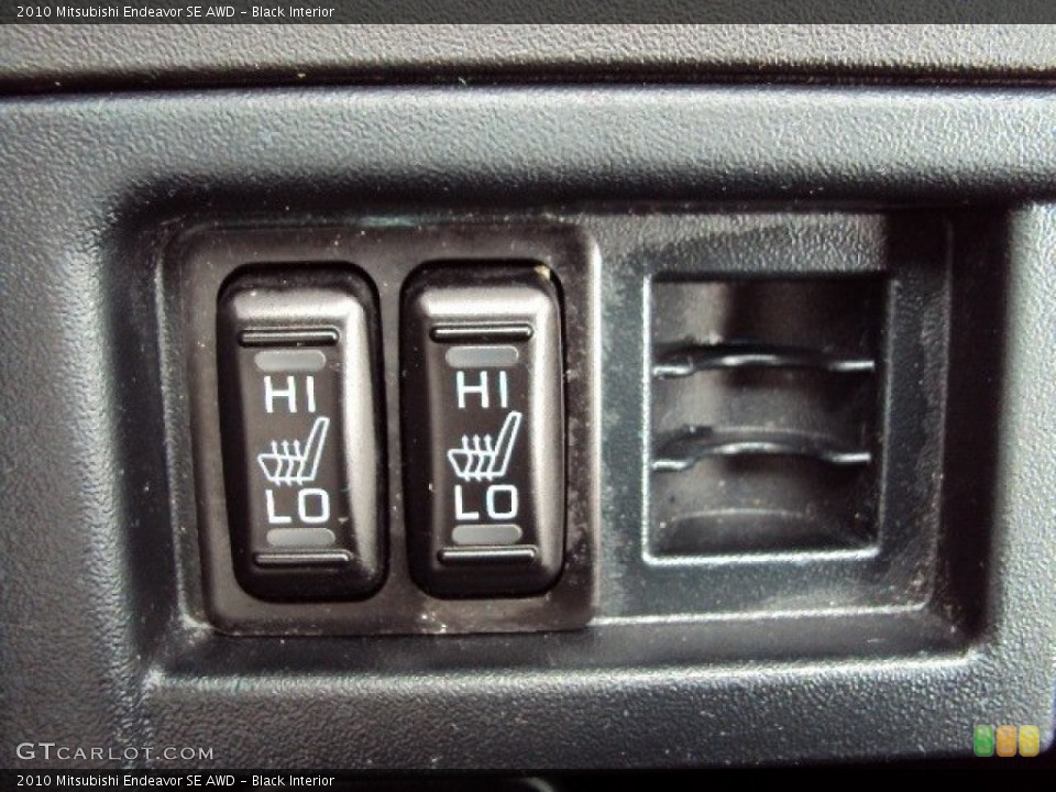 Black Interior Controls for the 2010 Mitsubishi Endeavor SE AWD #85789453