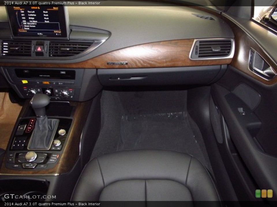 Black Interior Dashboard for the 2014 Audi A7 3.0T quattro Premium Plus #85801621