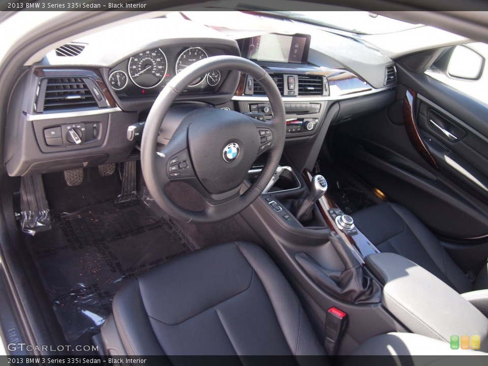 Black Interior Photo for the 2013 BMW 3 Series 335i Sedan #85805701