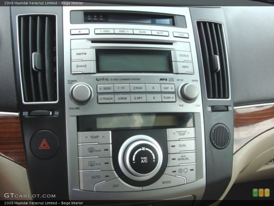 Beige Interior Controls for the 2009 Hyundai Veracruz Limited #85811881