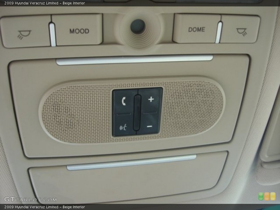 Beige Interior Controls for the 2009 Hyundai Veracruz Limited #85812016