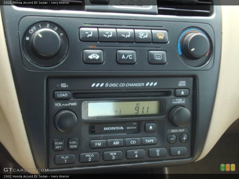 Ivory Interior Controls for the 2002 Honda Accord EX Sedan #85817068