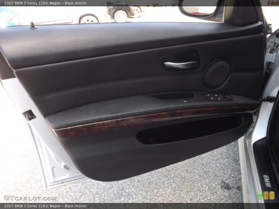 Black Interior Door Panel for the 2007 BMW 3 Series 328xi Wagon #85831042