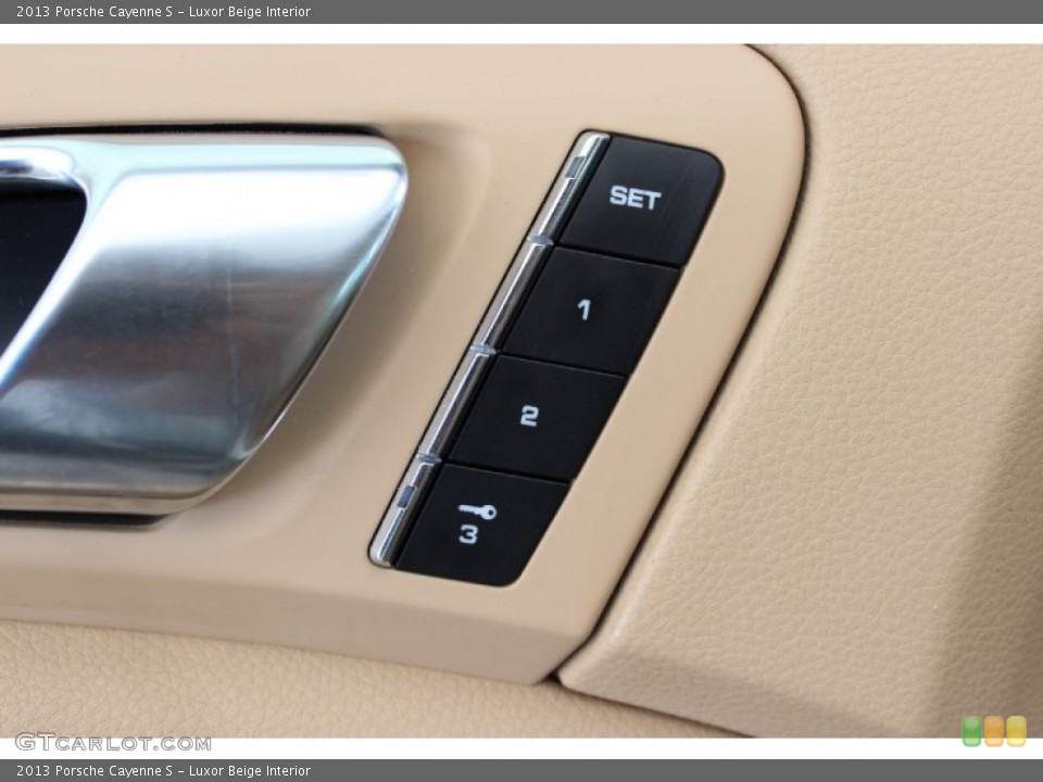 Luxor Beige Interior Controls for the 2013 Porsche Cayenne S #85836595