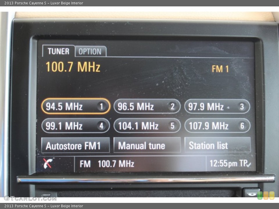 Luxor Beige Interior Audio System for the 2013 Porsche Cayenne S #85836820