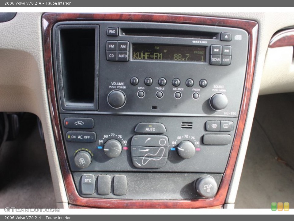 Taupe Interior Controls for the 2006 Volvo V70 2.4 #85875454