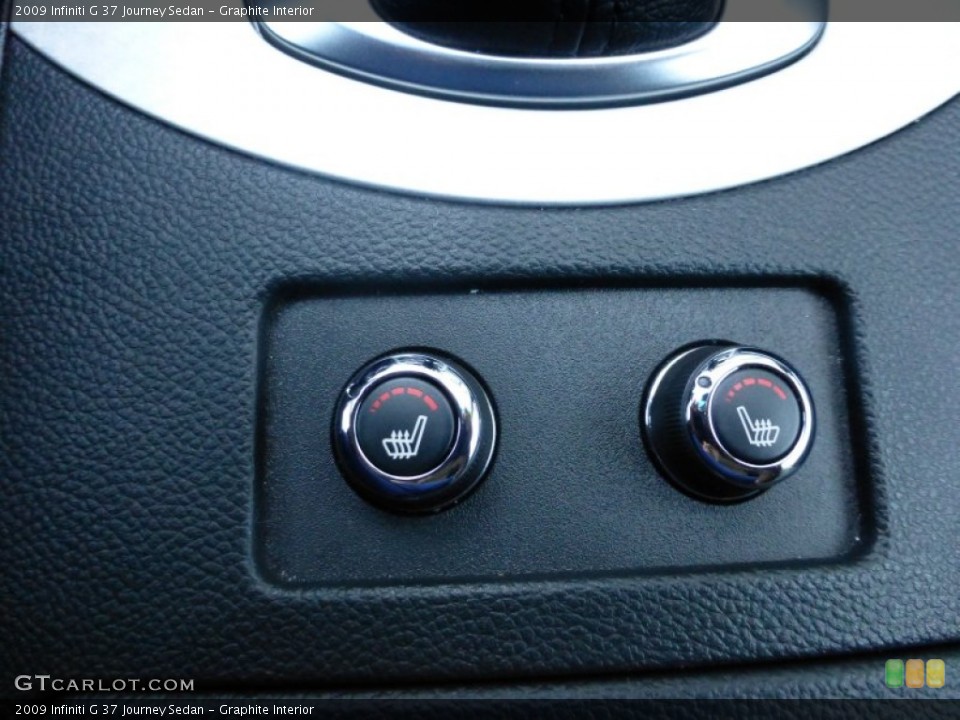 Graphite Interior Controls for the 2009 Infiniti G 37 Journey Sedan #85880449