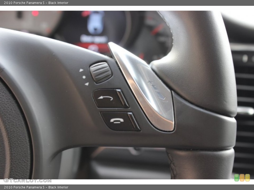Black Interior Controls for the 2010 Porsche Panamera S #85899997
