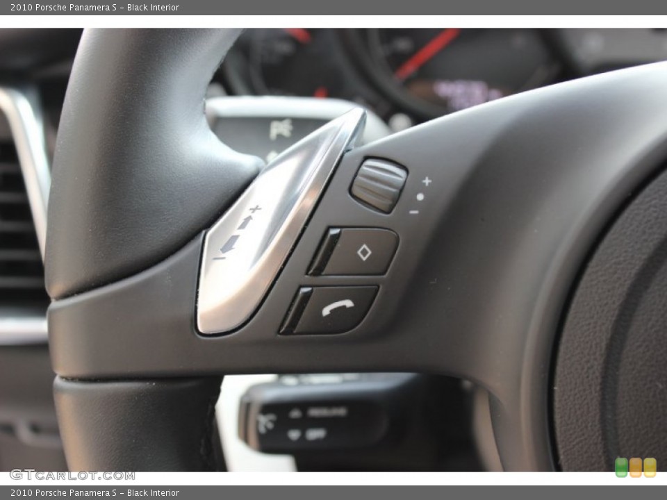 Black Interior Controls for the 2010 Porsche Panamera S #85900018