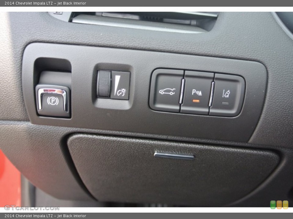 Jet Black Interior Controls for the 2014 Chevrolet Impala LTZ #85909350