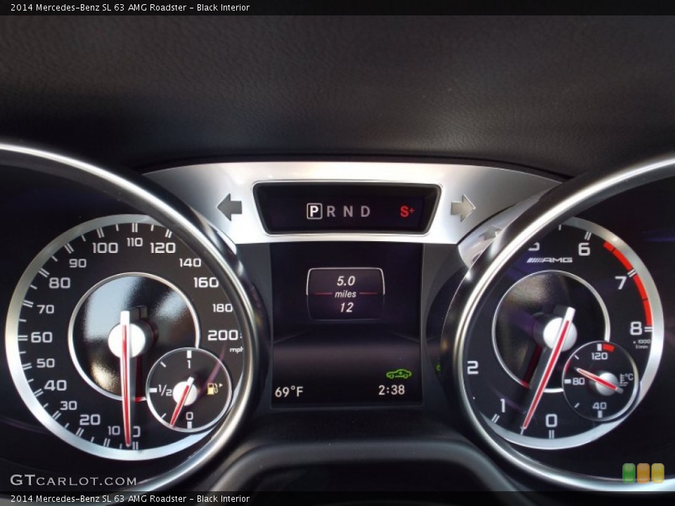 Black Interior Gauges for the 2014 Mercedes-Benz SL 63 AMG Roadster #85934976