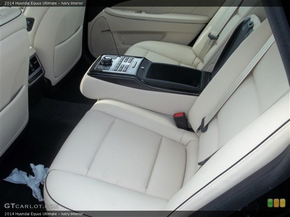 Ivory Interior Rear Seat for the 2014 Hyundai Equus Ultimate #85968951