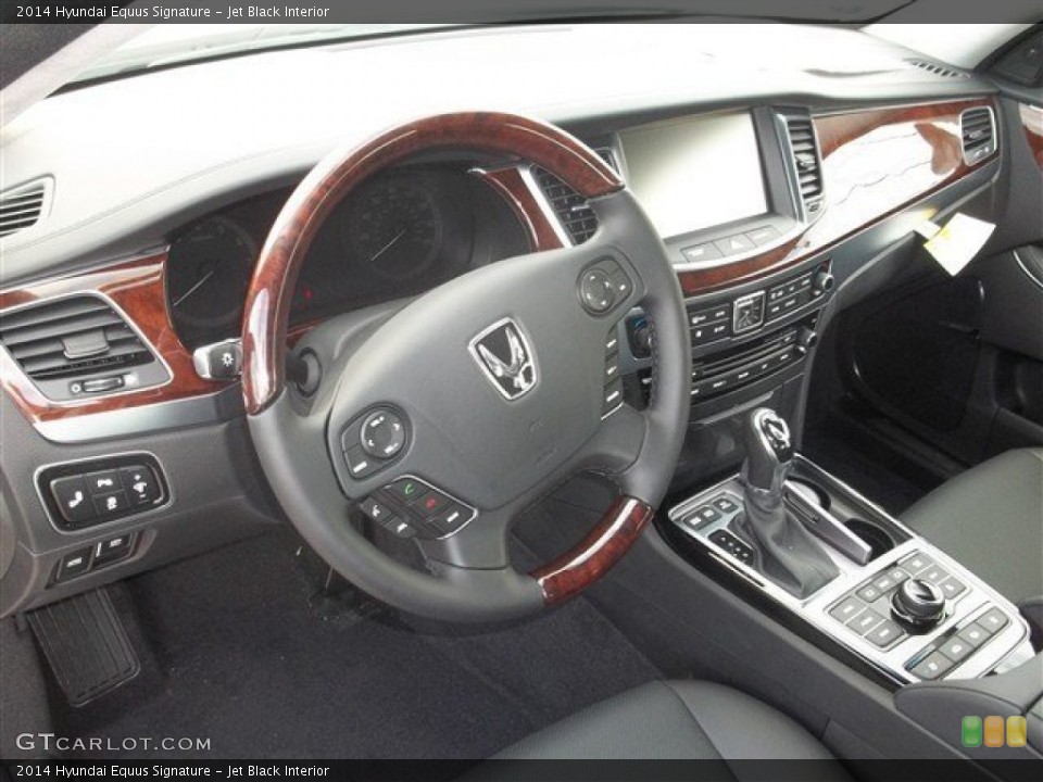 Jet Black Interior Dashboard for the 2014 Hyundai Equus Signature #85969230