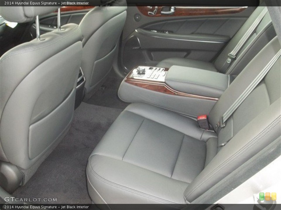 Jet Black 2014 Hyundai Equus Interiors