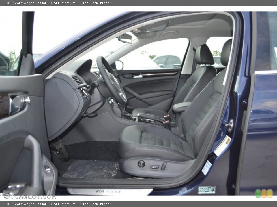 Titan Black Interior Photo for the 2014 Volkswagen Passat TDI SEL Premium #85996158