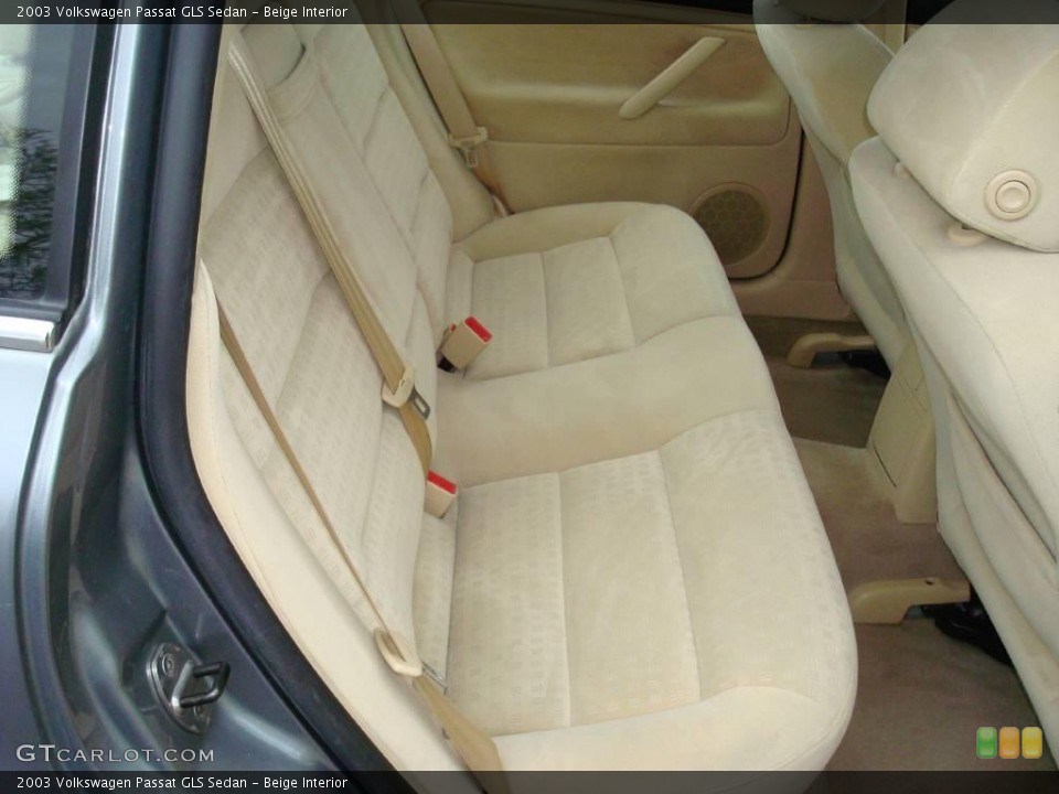Beige Interior Rear Seat for the 2003 Volkswagen Passat GLS Sedan #8601014