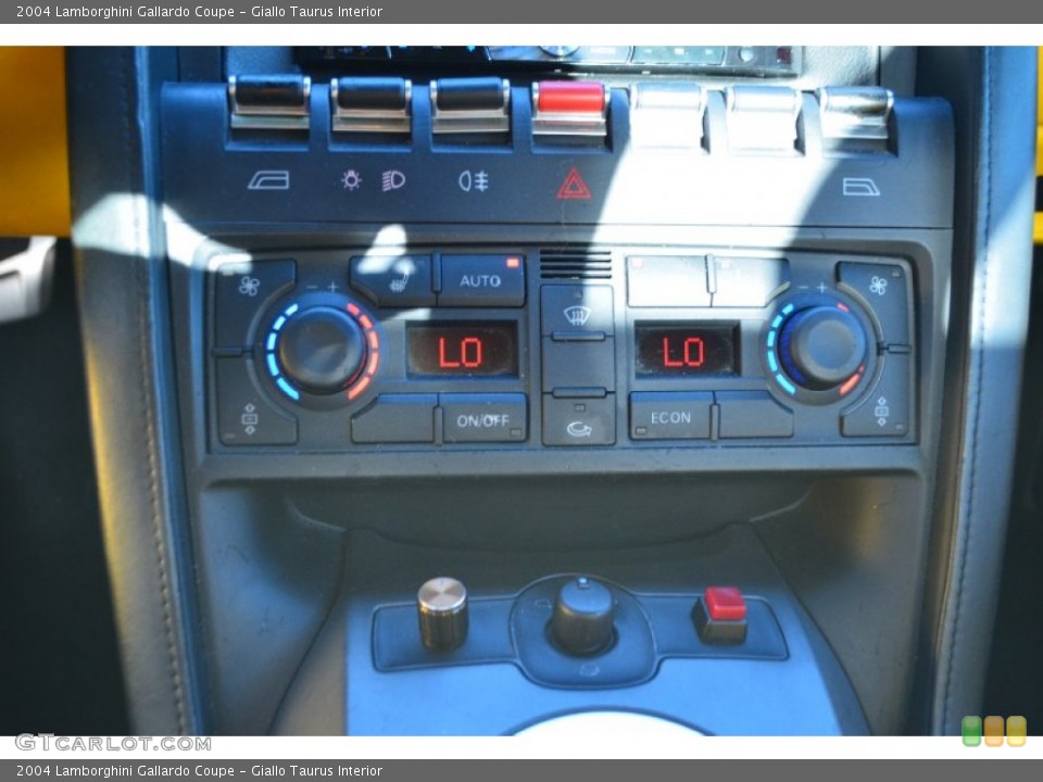 Giallo Taurus Interior Controls for the 2004 Lamborghini Gallardo Coupe #86013305