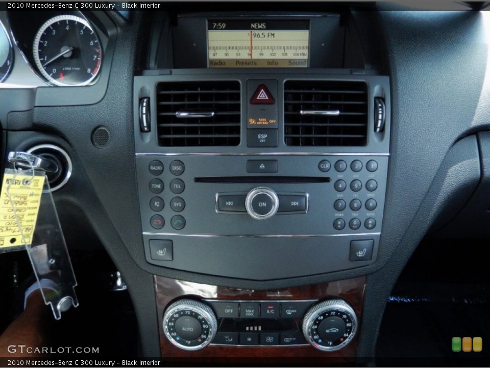 Black Interior Controls for the 2010 Mercedes-Benz C 300 Luxury #86021372