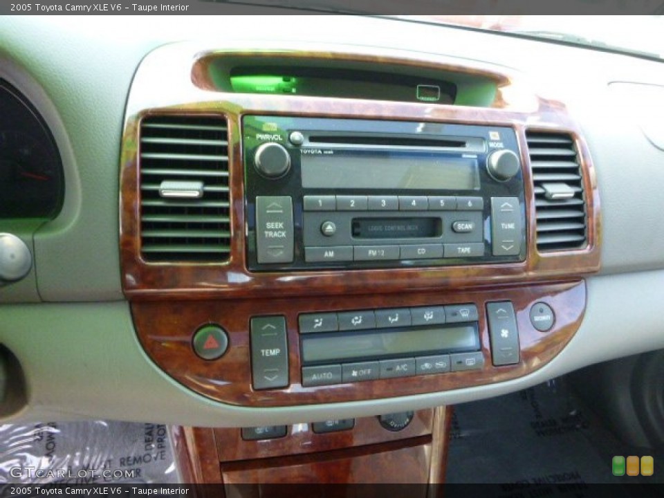 Taupe Interior Controls for the 2005 Toyota Camry XLE V6 #86031466