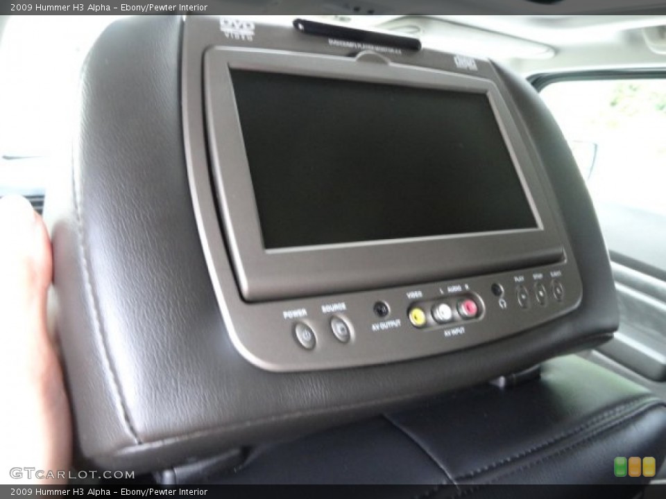 Ebony/Pewter Interior Entertainment System for the 2009 Hummer H3 Alpha #86040249