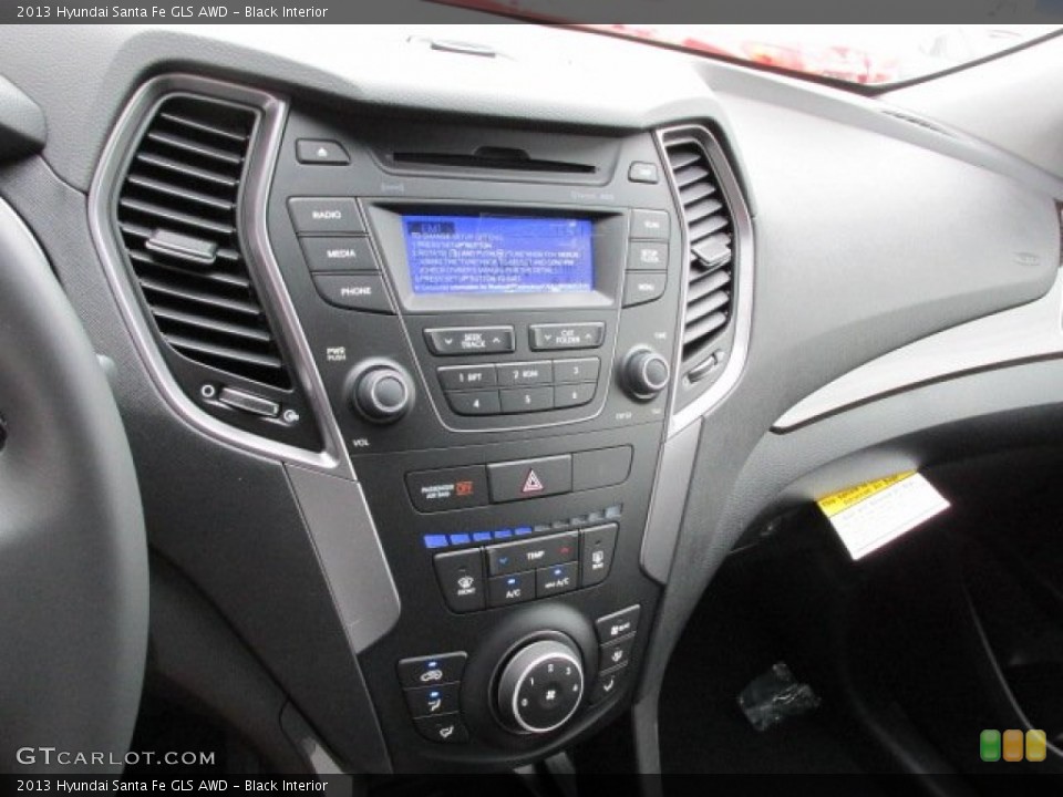 Black Interior Controls for the 2013 Hyundai Santa Fe GLS AWD #86057658