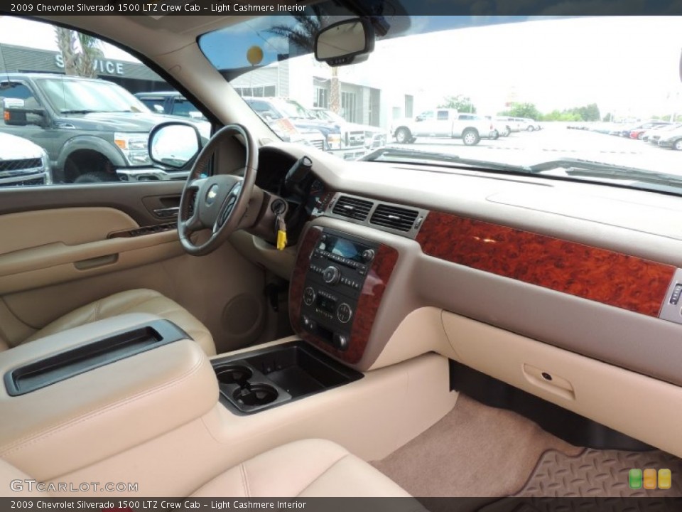 Light Cashmere Interior Dashboard for the 2009 Chevrolet Silverado 1500 LTZ Crew Cab #86065866