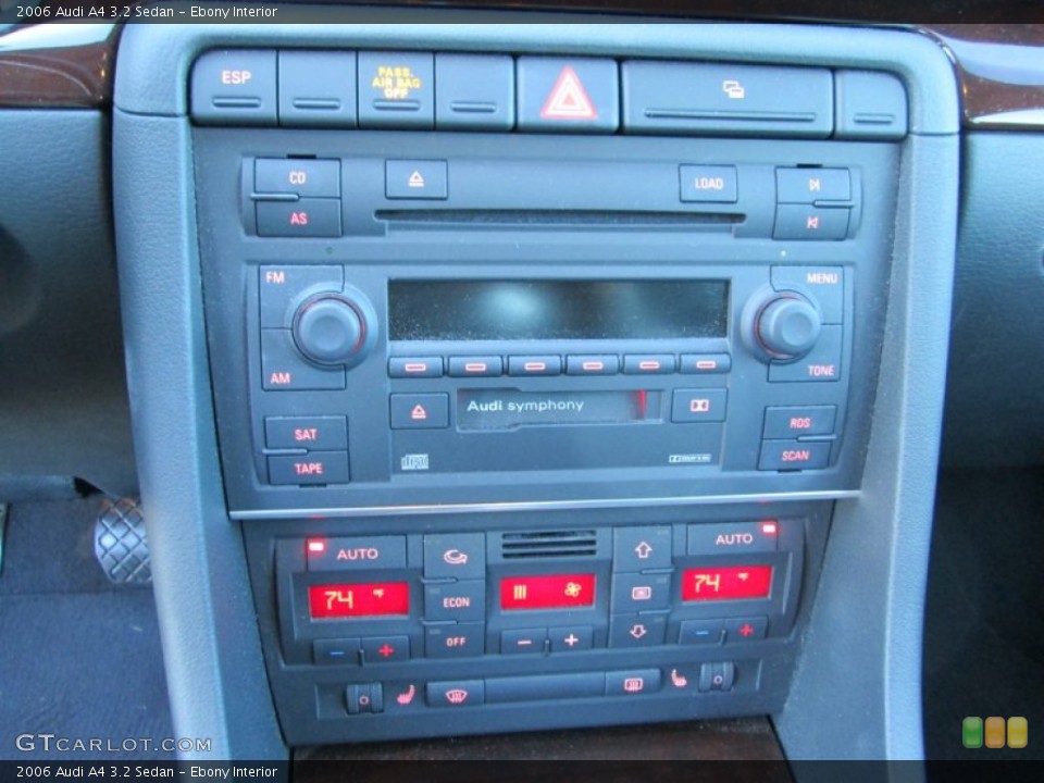 Ebony Interior Controls for the 2006 Audi A4 3.2 Sedan #86086387