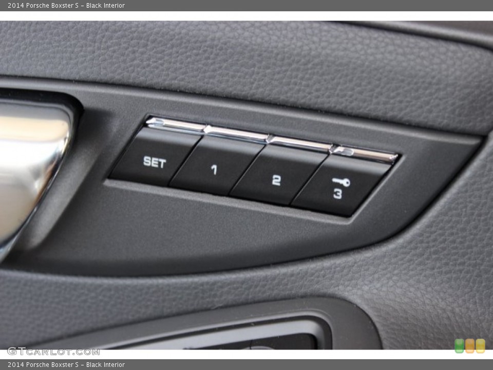 Black Interior Controls for the 2014 Porsche Boxster S #86090710