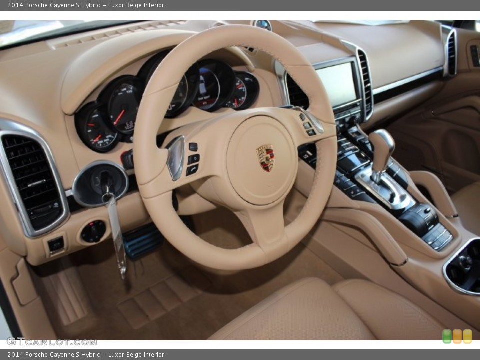 Luxor Beige Interior Steering Wheel for the 2014 Porsche Cayenne S Hybrid #86091901