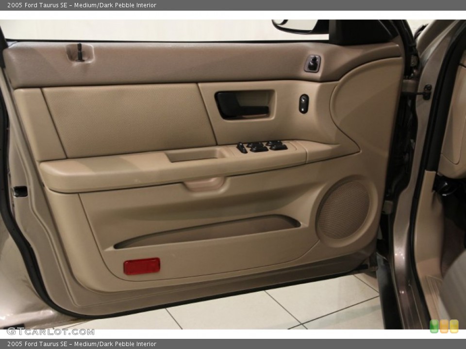 Medium/Dark Pebble Interior Door Panel for the 2005 Ford Taurus SE #86101714